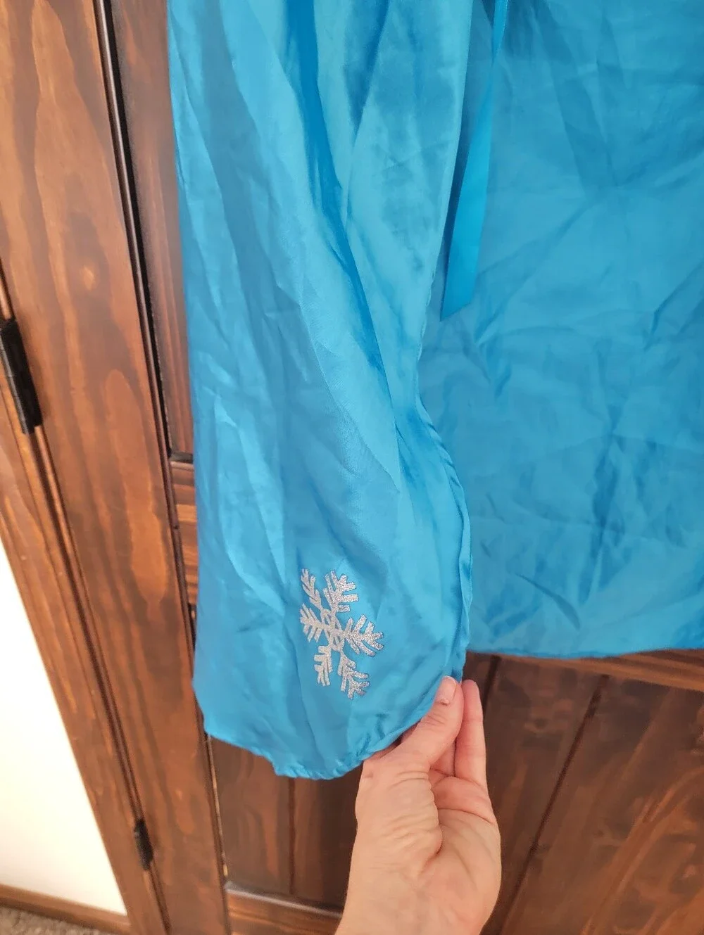 Disney Frozen II Girls Blue Cape with Sleep Dress